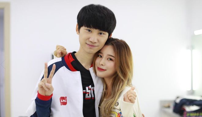 国乒单打首败诞生！总分8-2胜法国队，王楚钦孙颖莎混双已连胜9局