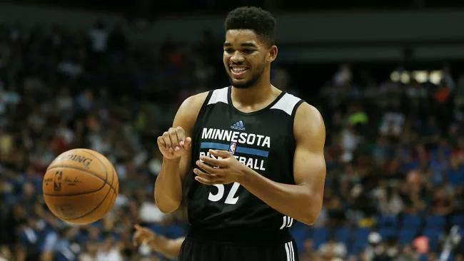 云南外援奥斯卡连续七场联赛参与进球，刷新个人中超最长纪录